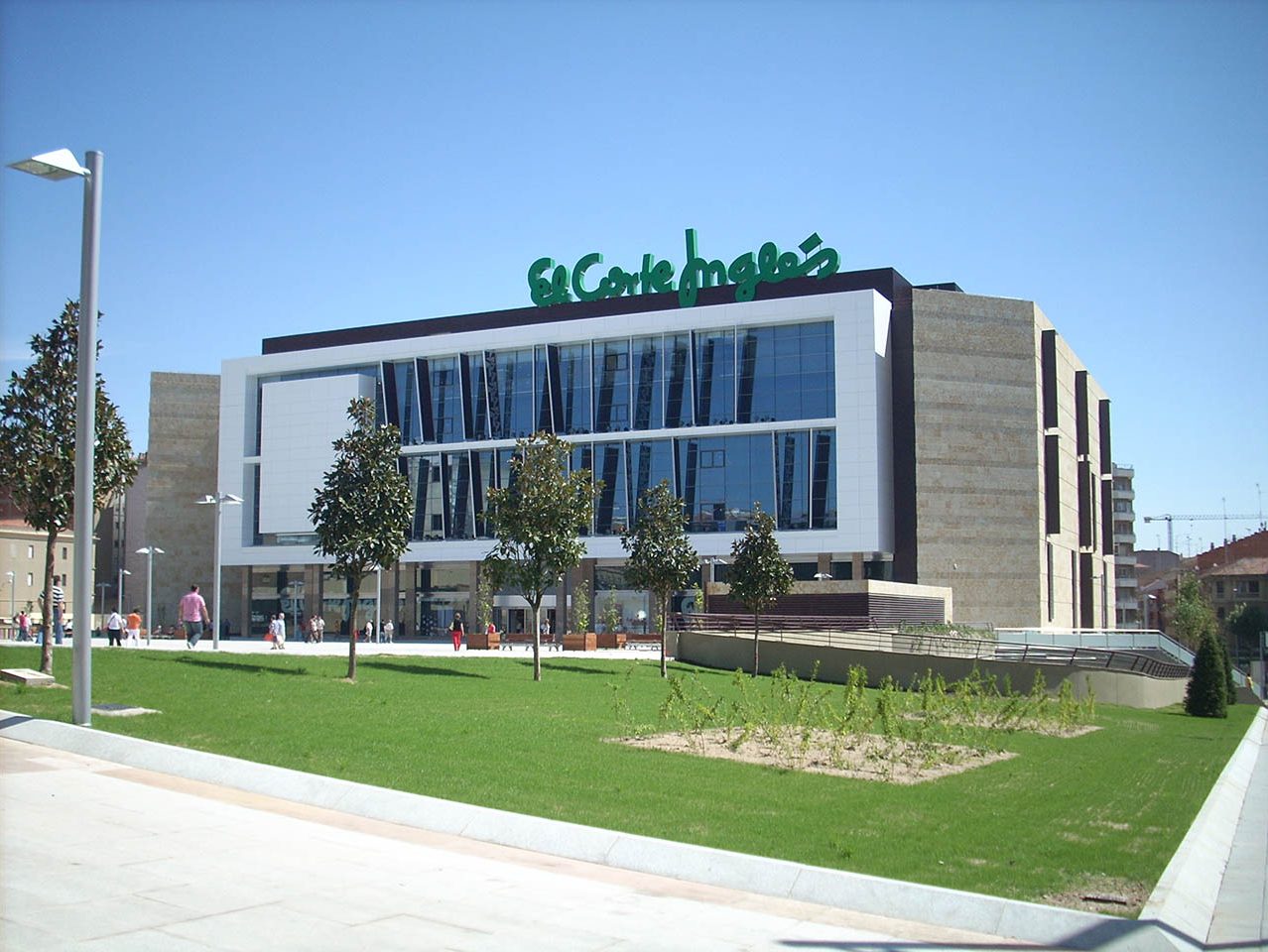 Corte inglés H de Terrats